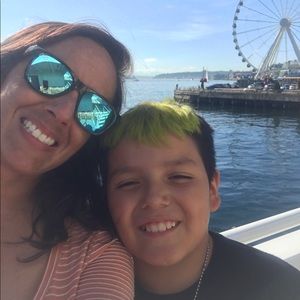 Meet your Posher, Cristina